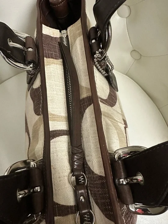 Coach Brown & Cream Patterned Tote Bag - Picture 6 of 9